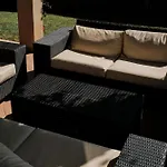 Prinsotel Villa *